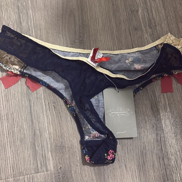 NWT Anthropologie underwear Navy Martin Floral with Bows Sz M - Picture 3 of 5